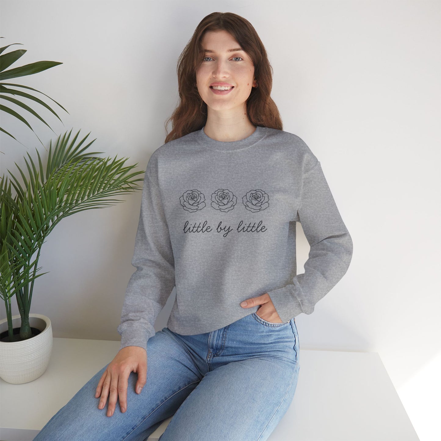 Little by little Embroidered Crewneck Sweatshirt - black stitches